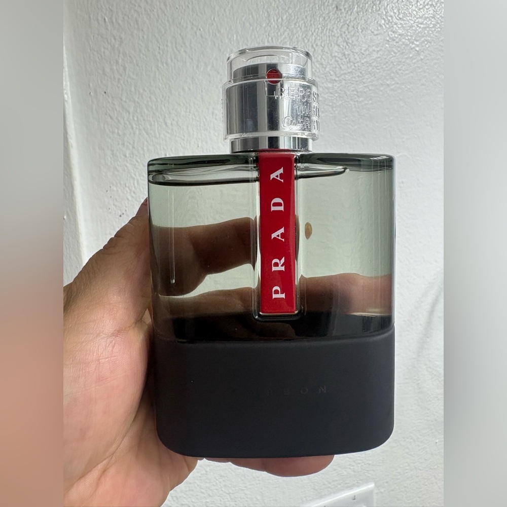 Prada carbon.5 oz